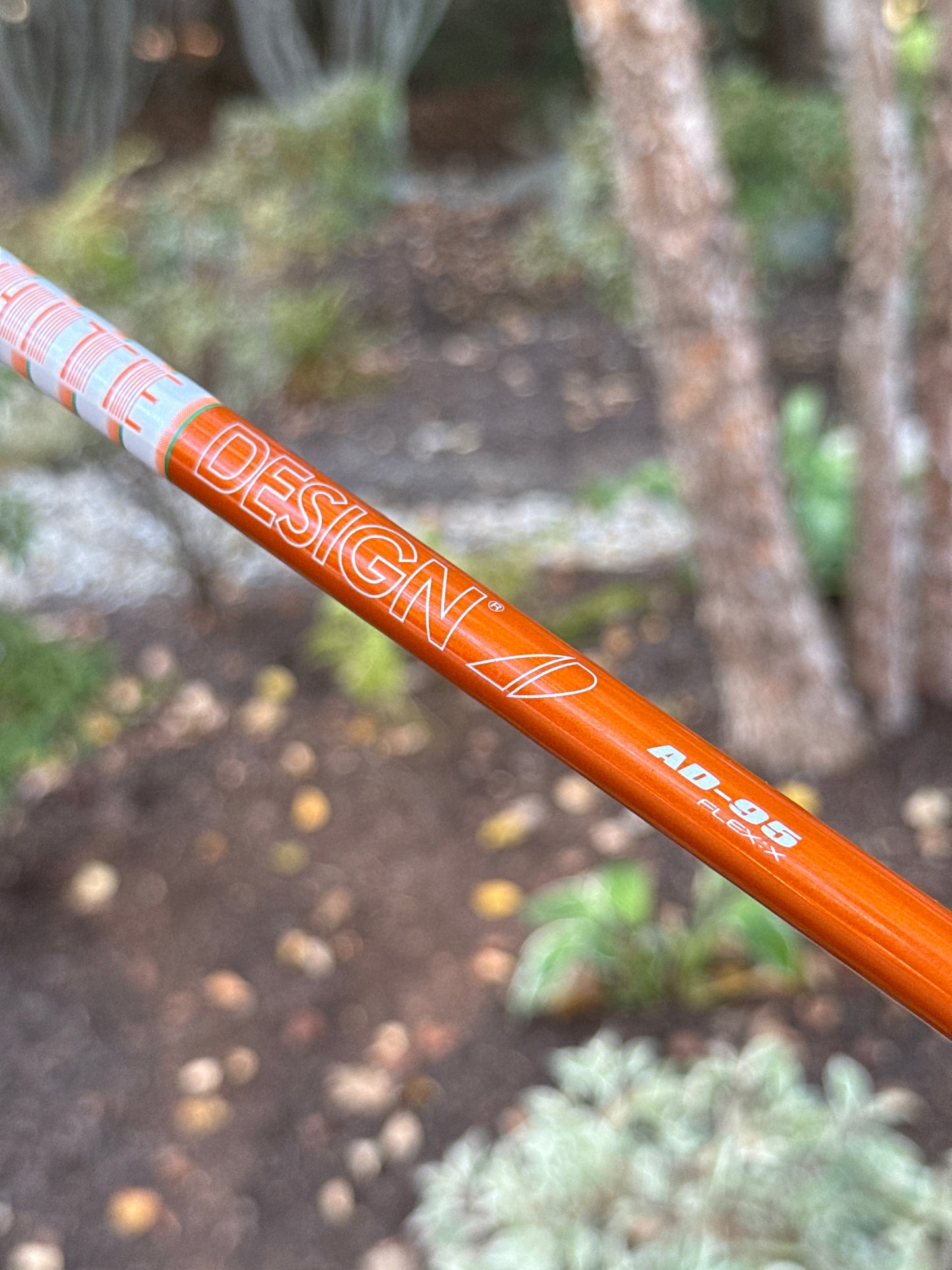 Srixon ZXiU 18* 2 Iron w/Tour Ad 95g X-Stiff Shaft