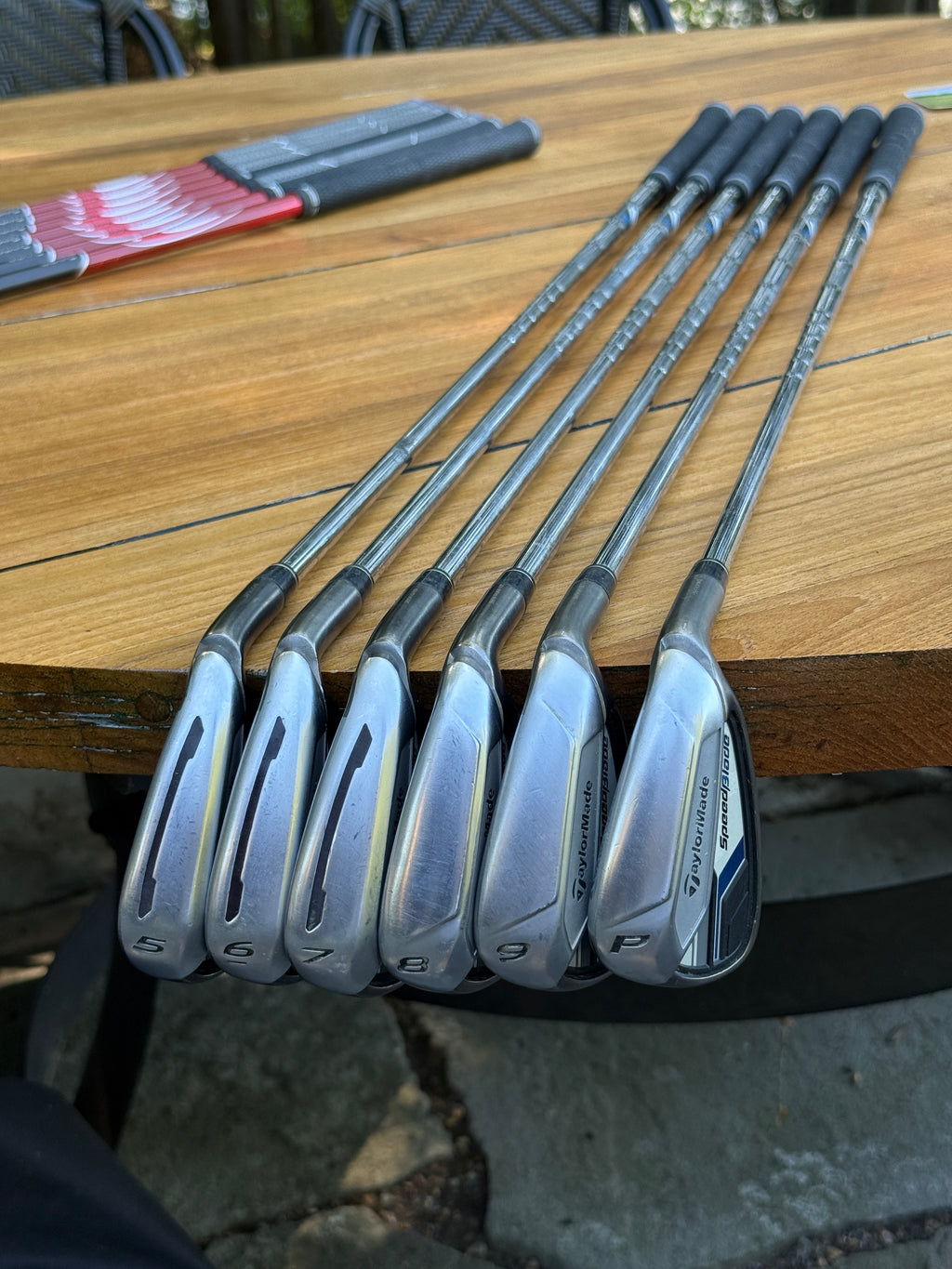Taylormade Speedblade 5-PW Iron Set w/85g Regular Flex Steel Shafts