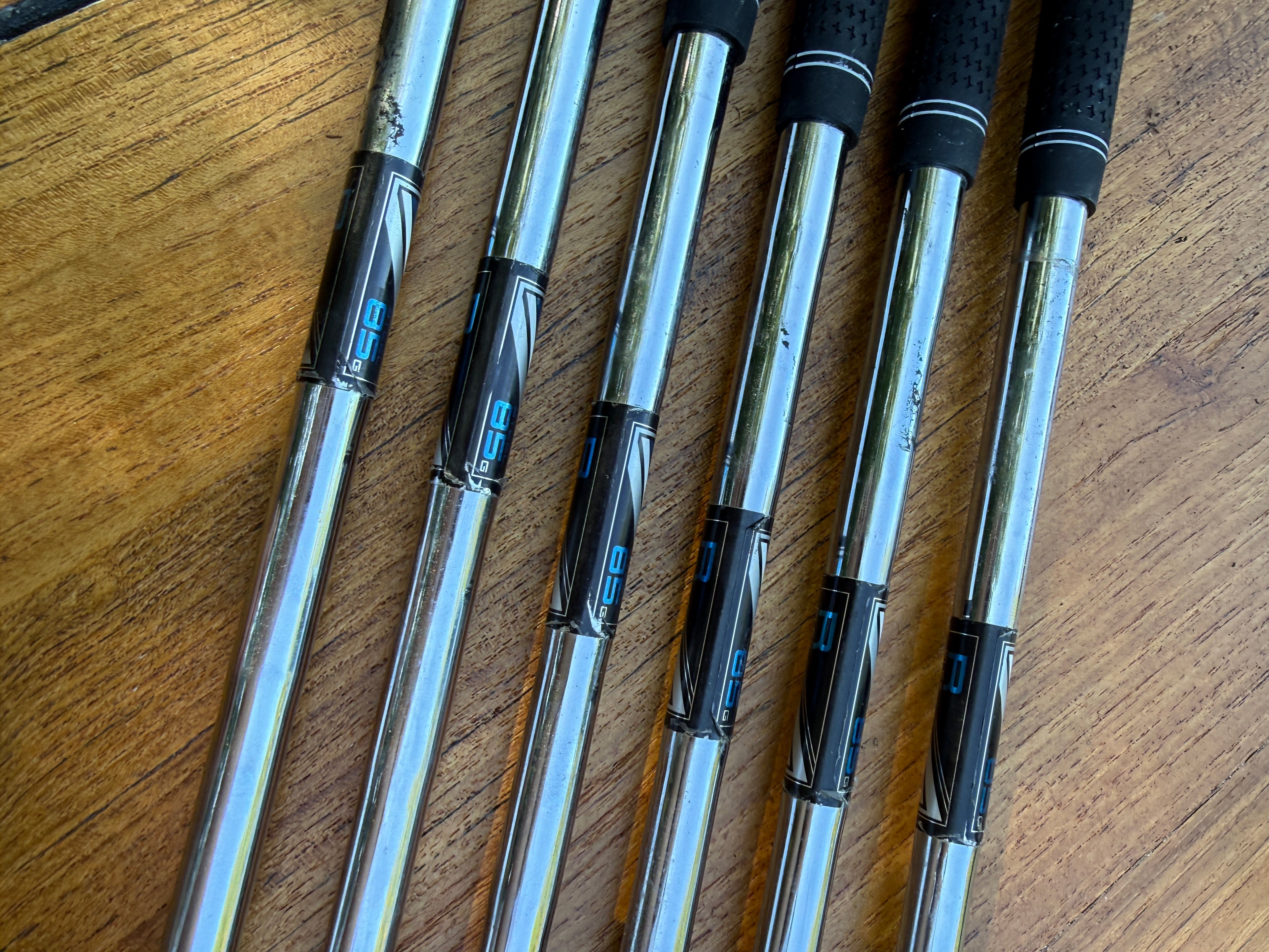 Taylormade Speedblade 5-PW Iron Set w/85g Regular Flex Steel Shafts