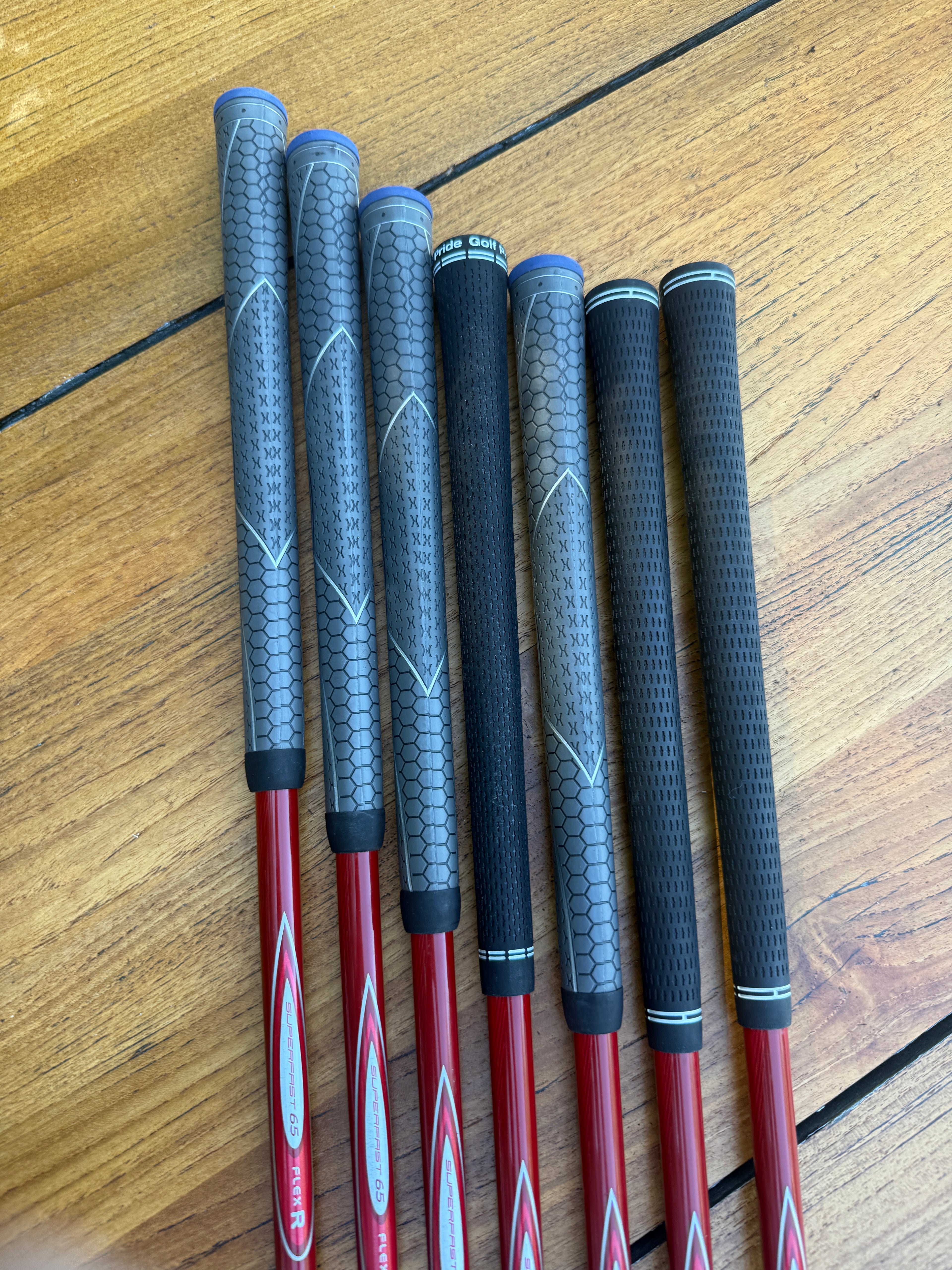 Taylormade Burner 2.0 5-PW, AW Iron Set w/Graphite Regular Flex Shafts