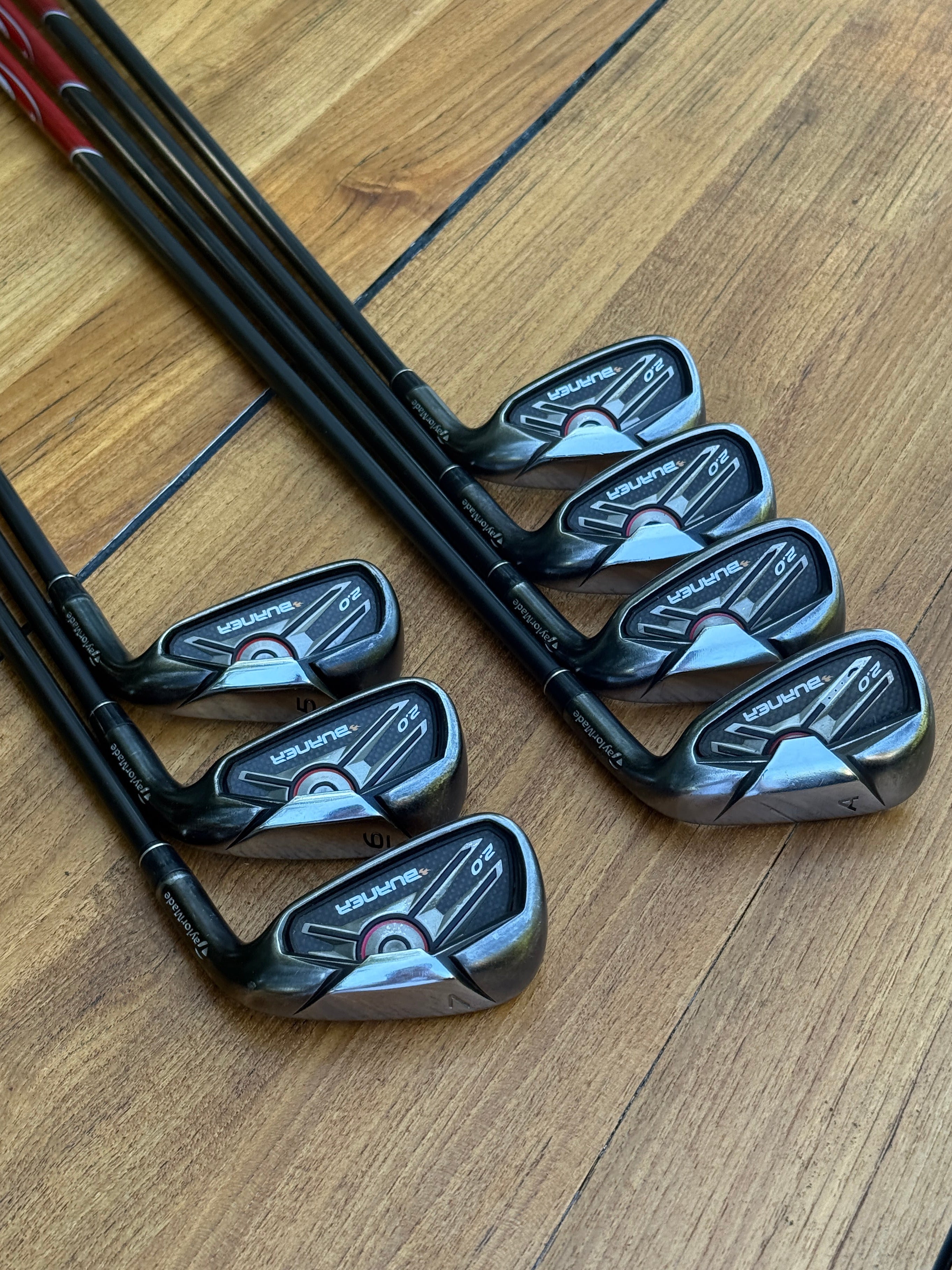 Taylormade Burner 2.0 5-PW, AW Iron Set w/Graphite Regular Flex Shafts