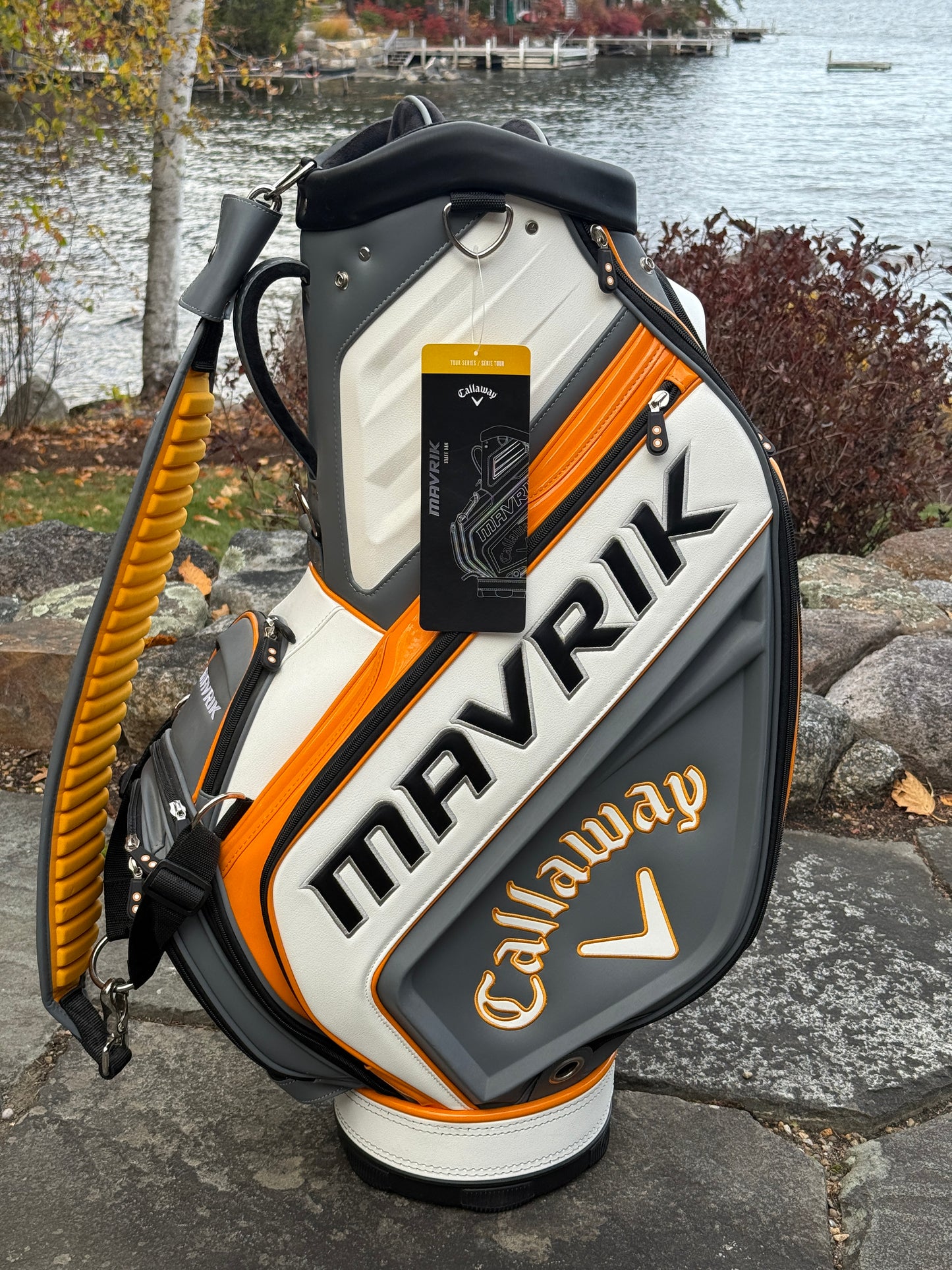 NEW! 2020 Callaway Mavrik Staff Bag 10" 6 Way Top