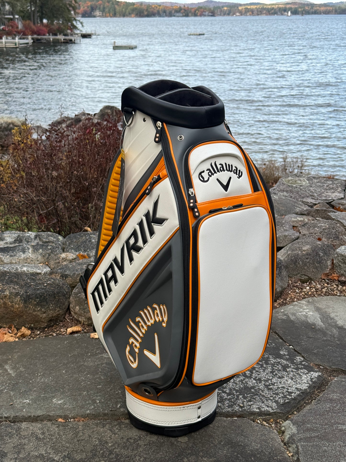 NEW! 2020 Callaway Mavrik Staff Bag 10" 6 Way Top