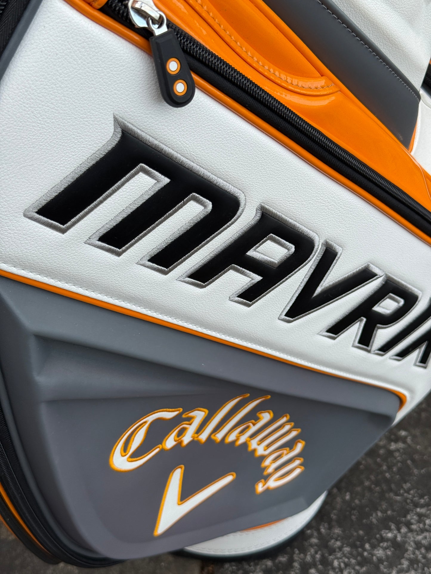 NEW! 2020 Callaway Mavrik Staff Bag 10" 6 Way Top