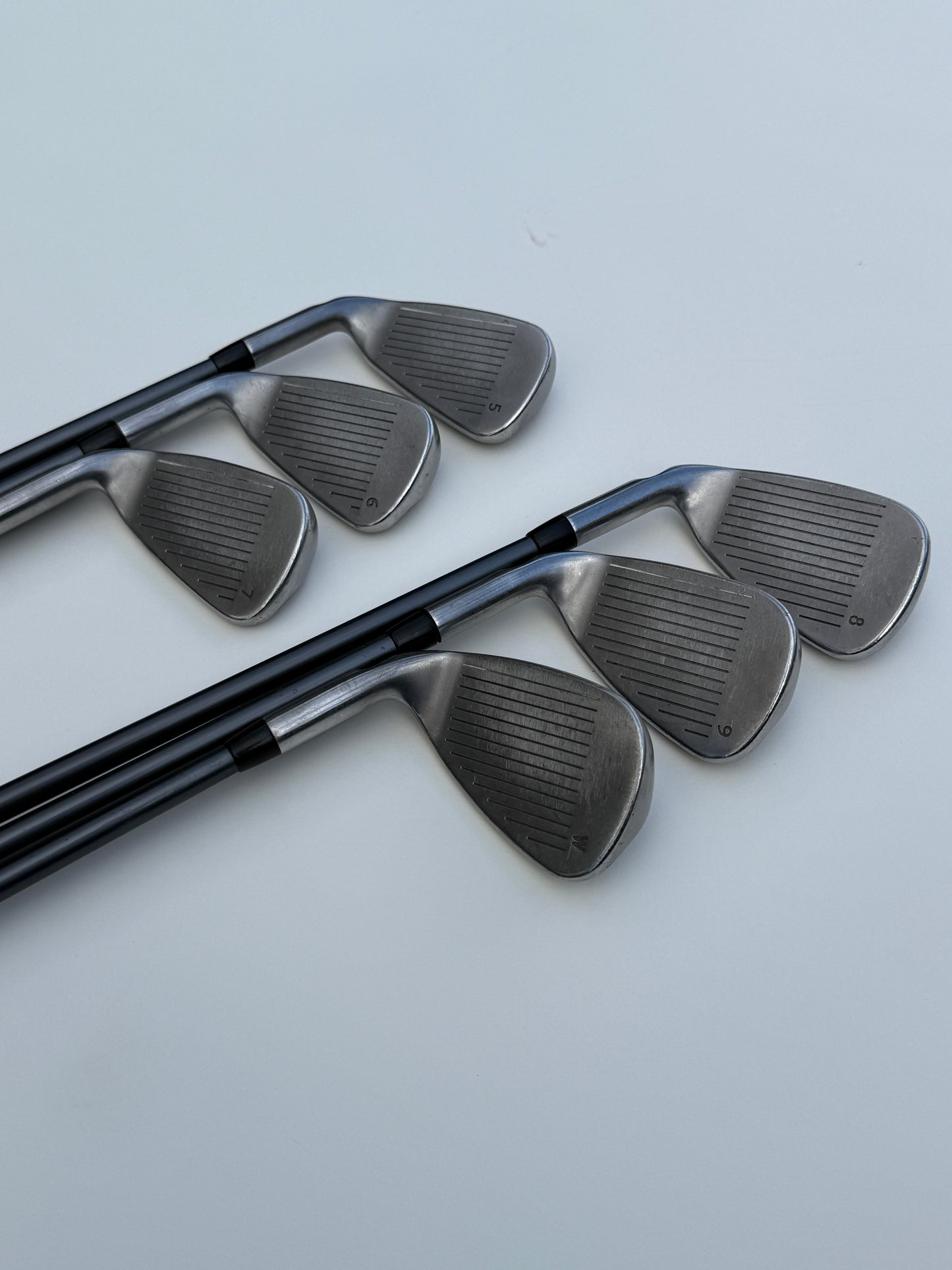 Ping G Series 5-PW Iron Set White Dot w/Regular Flex Graphite Shafts