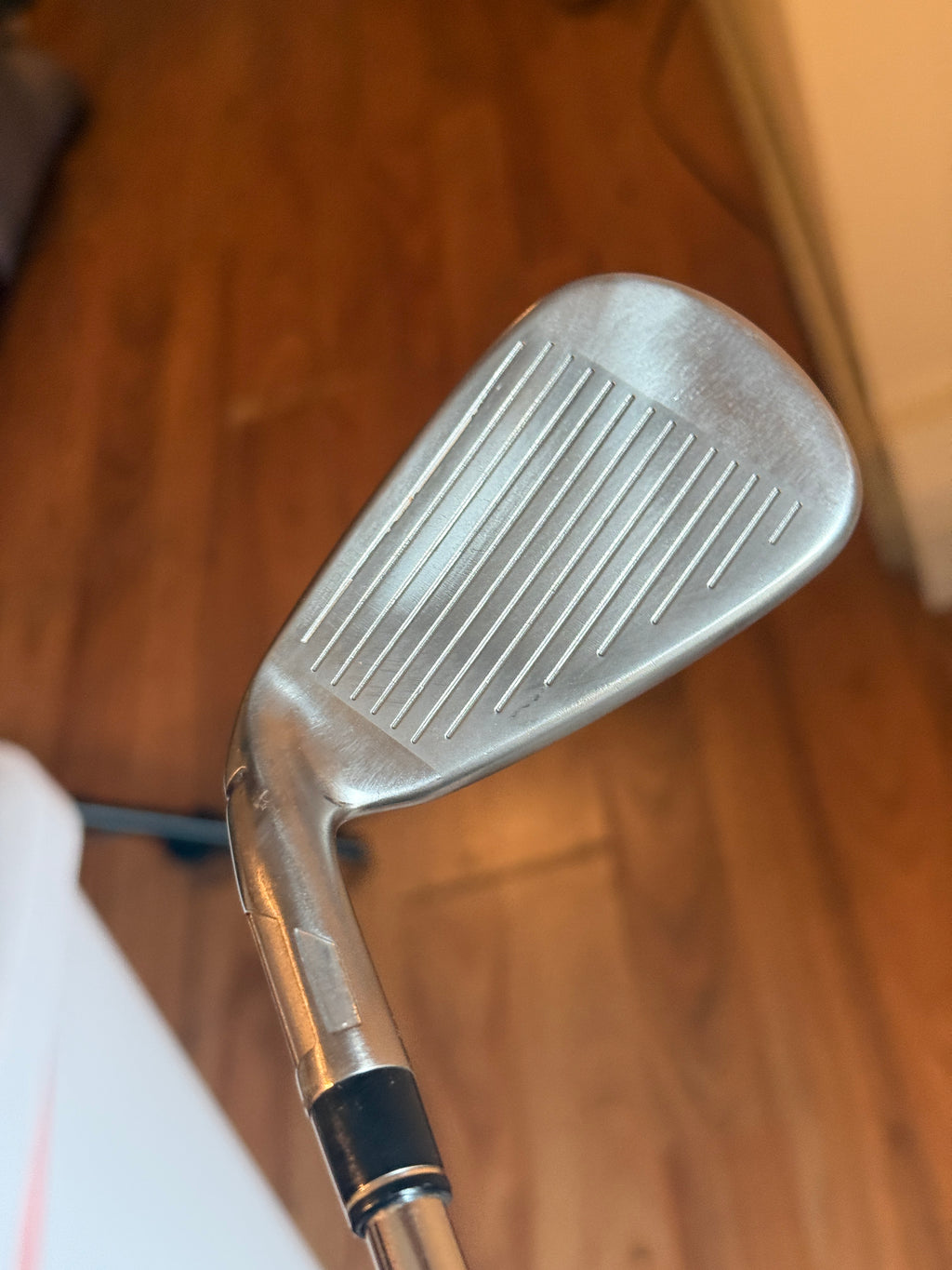 Taylormade Sim 2 Max 7 Iron w/85g KBS MAX MT Steel Shaft