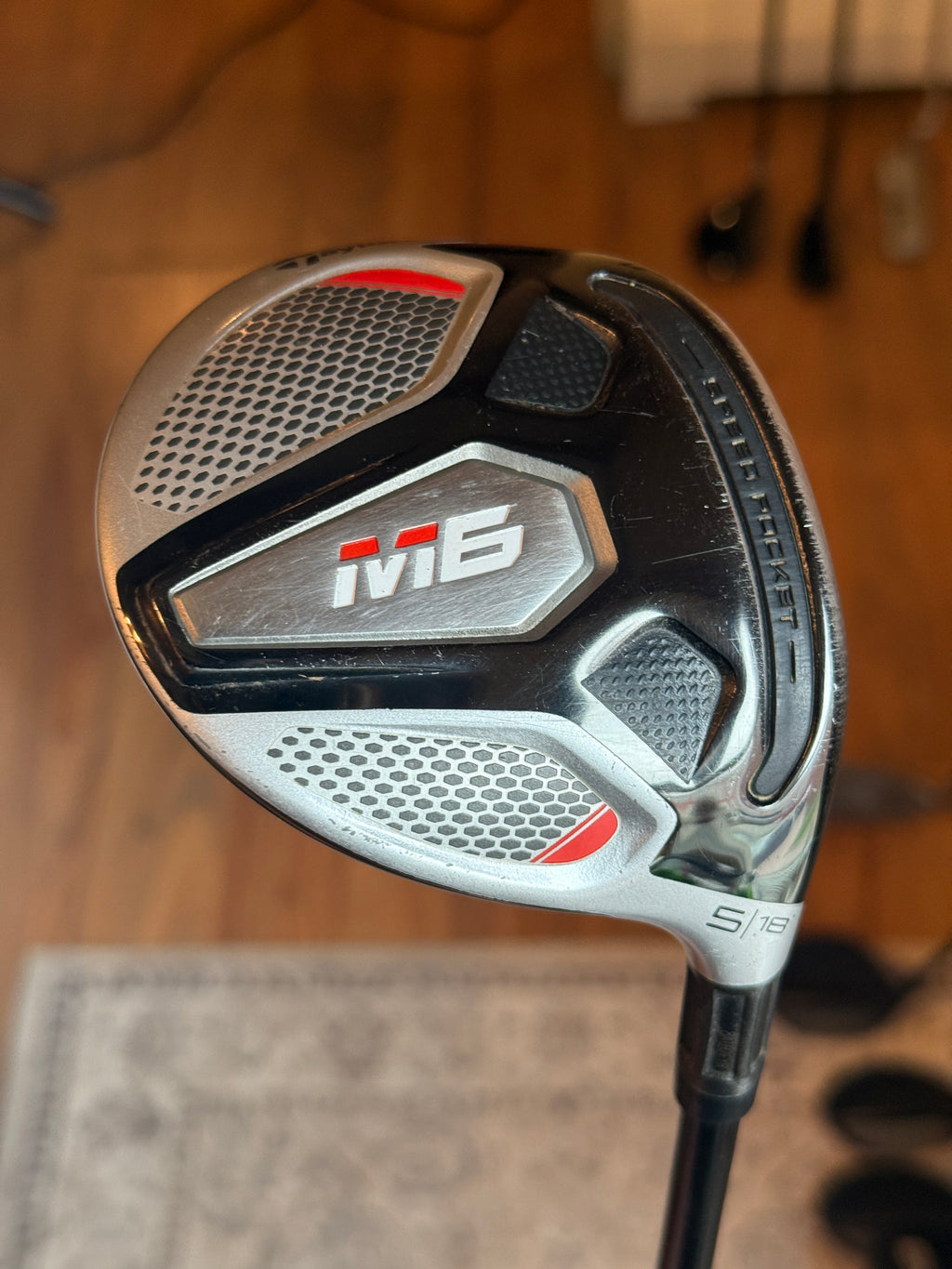 Taylormade M6 18° 5 Wood w/Regular Flex Graphite Shaft