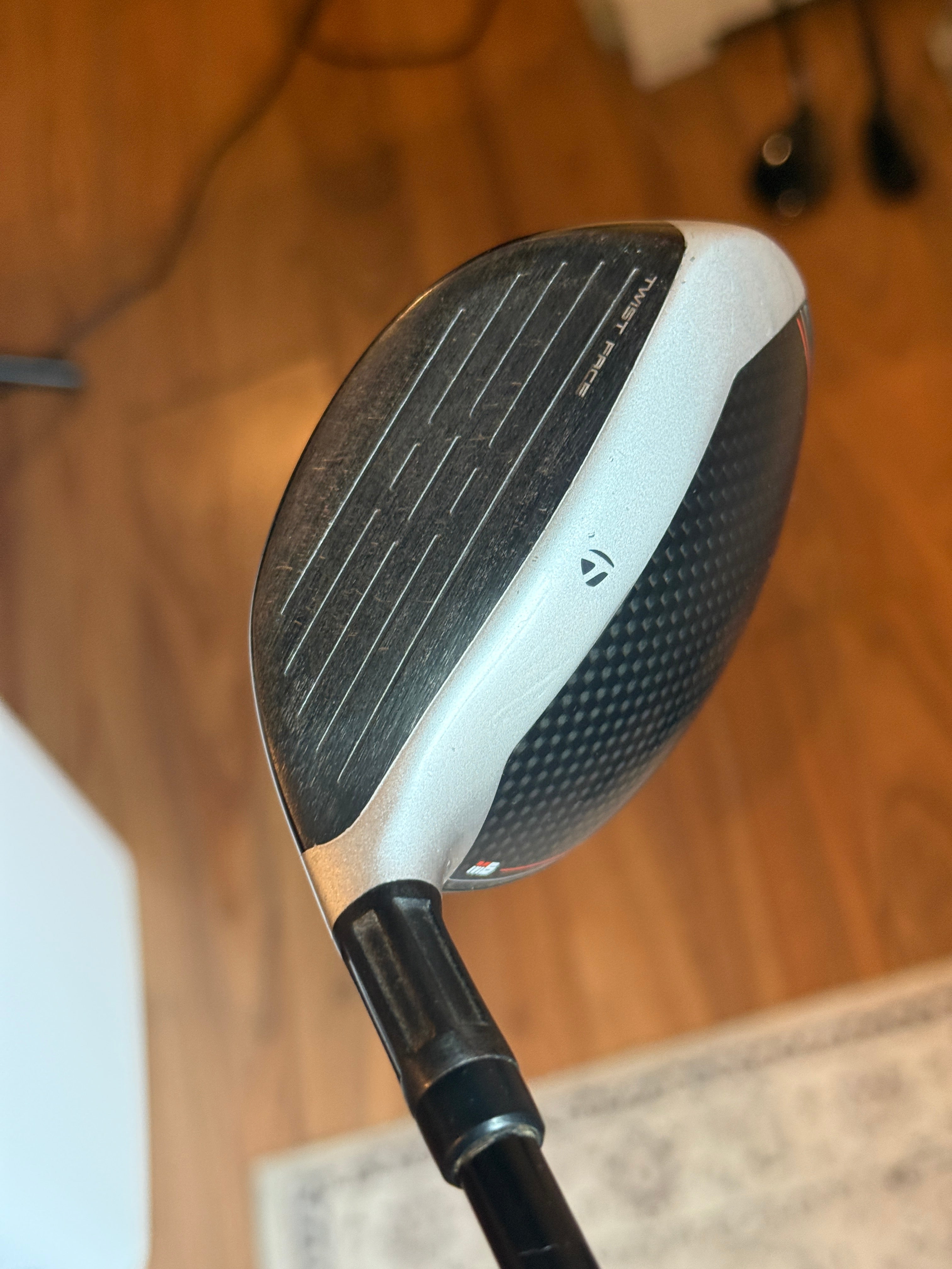 Taylormade M6 18° 5 Wood w/Regular Flex Graphite Shaft