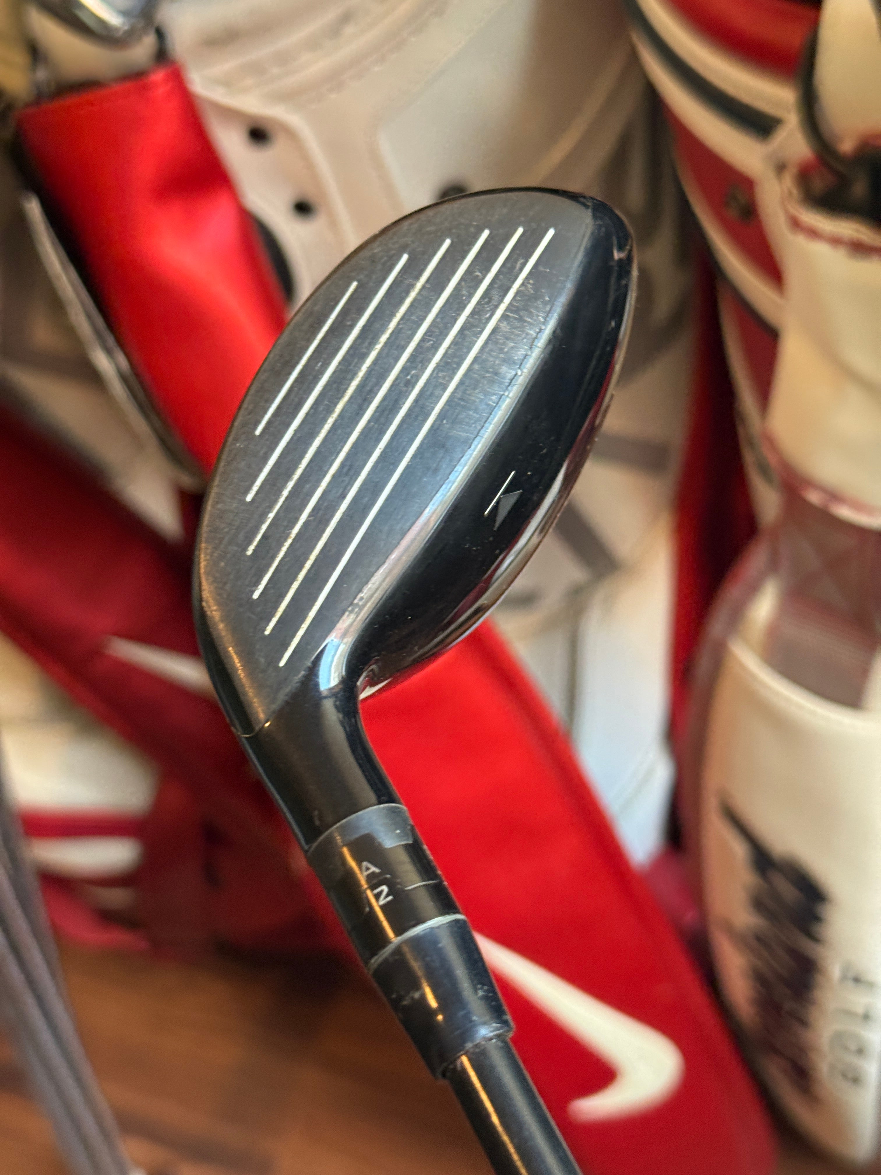 Titleist 910F 15° 3 Wood w/Regular Flex Graphite Shaft