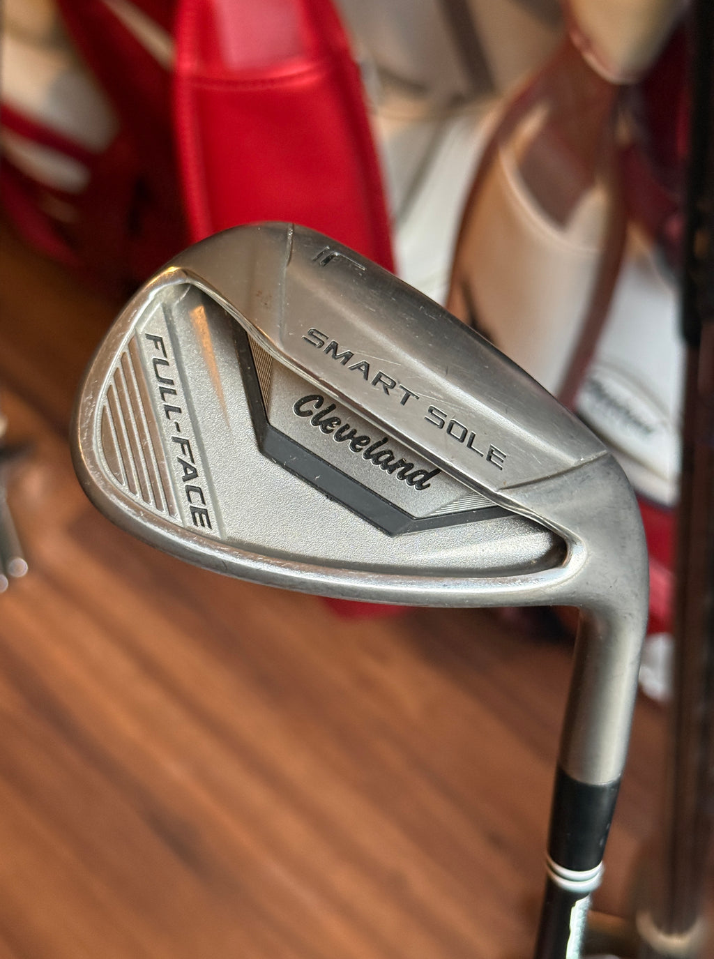 Cleveland Smart Sole 64° Full Face Lob Wedge w/Recoil Graphite Shaft