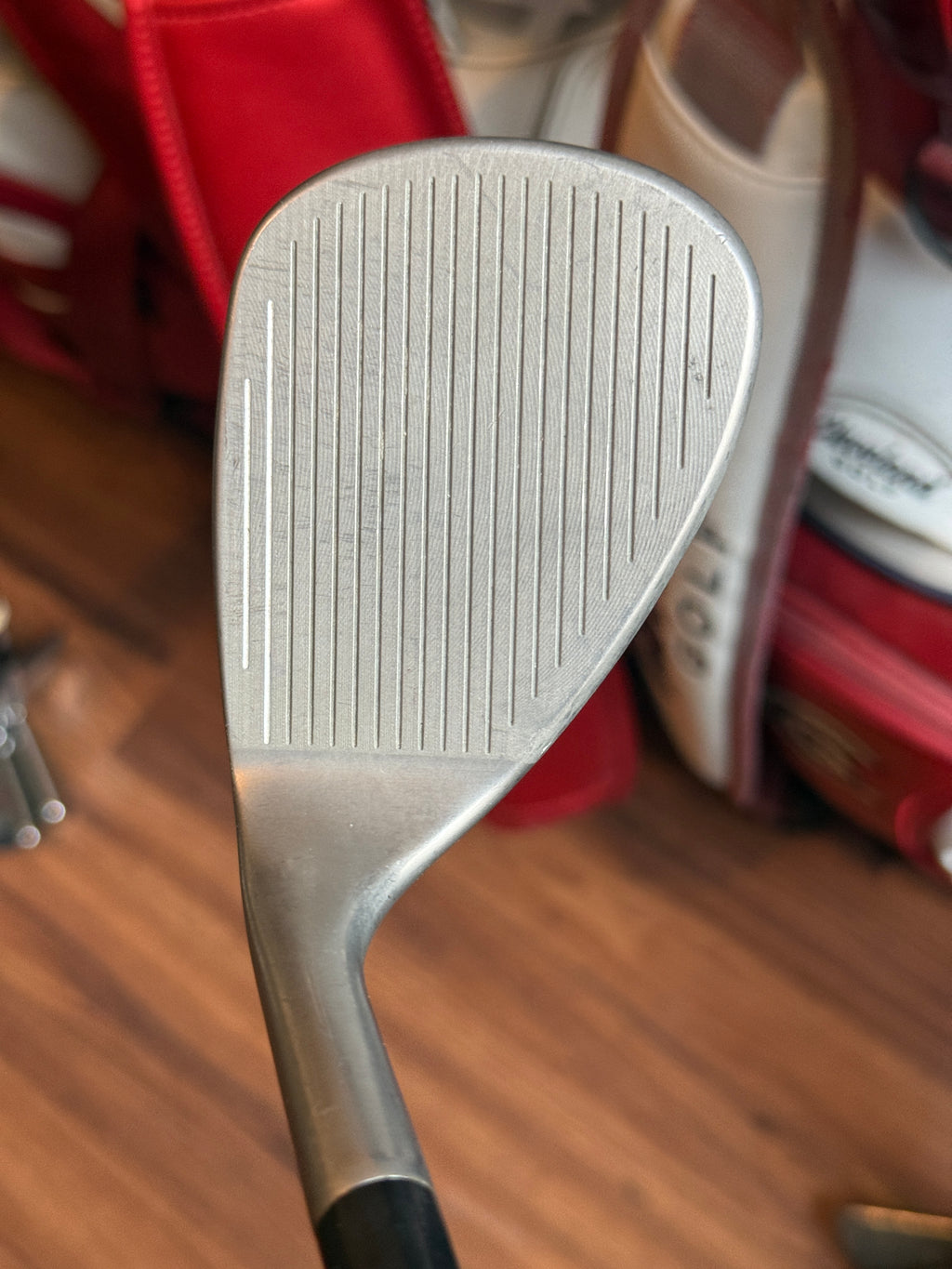 Cleveland Smart Sole 64° Full Face Lob Wedge w/Recoil Graphite Shaft
