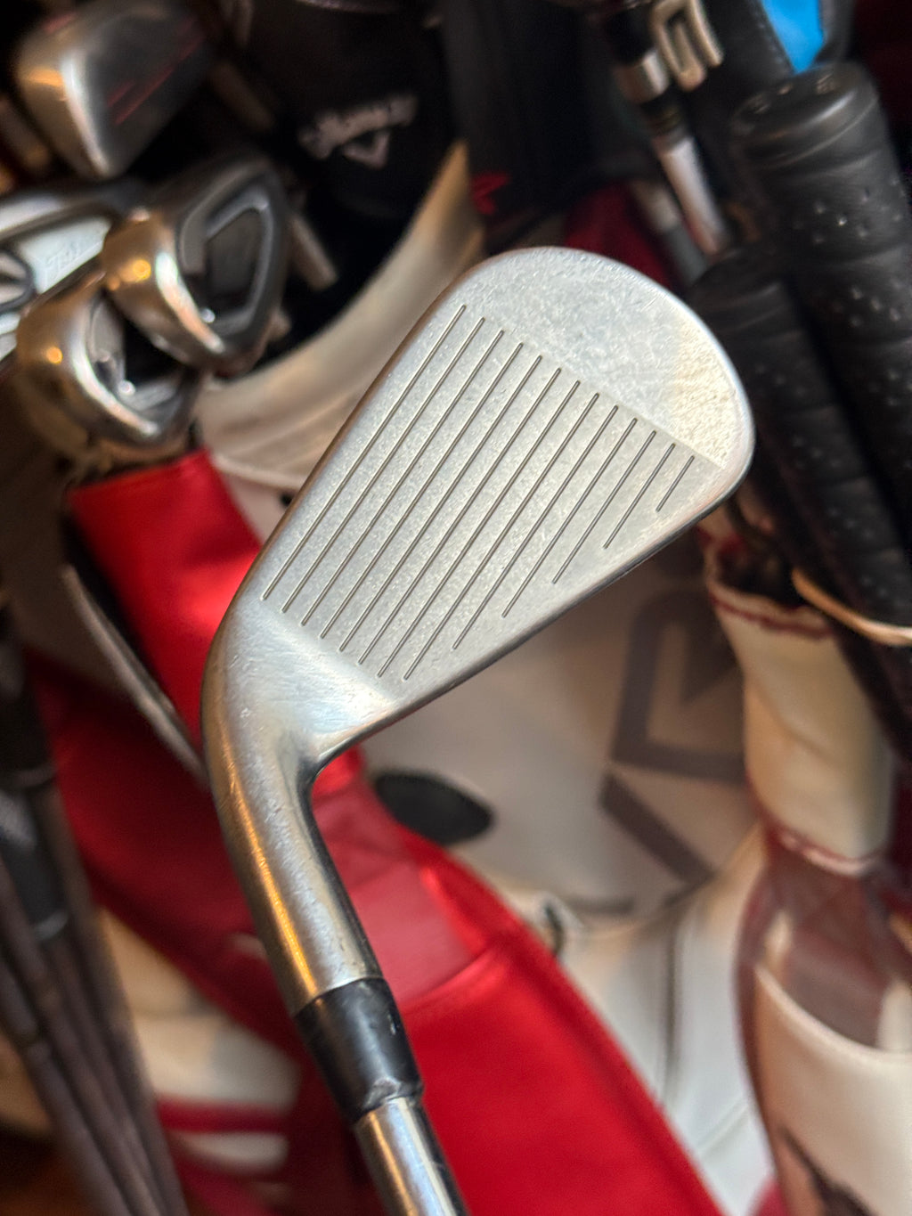 Titleist T300 6 Iron w/AMT Black R300 Steel Shaft