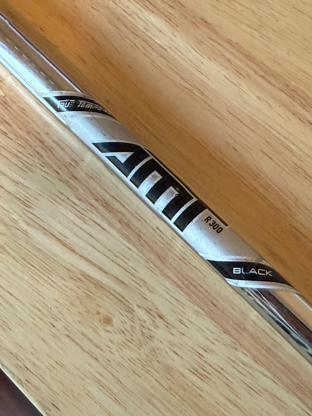 Titleist T300 6 Iron w/AMT Black R300 Steel Shaft