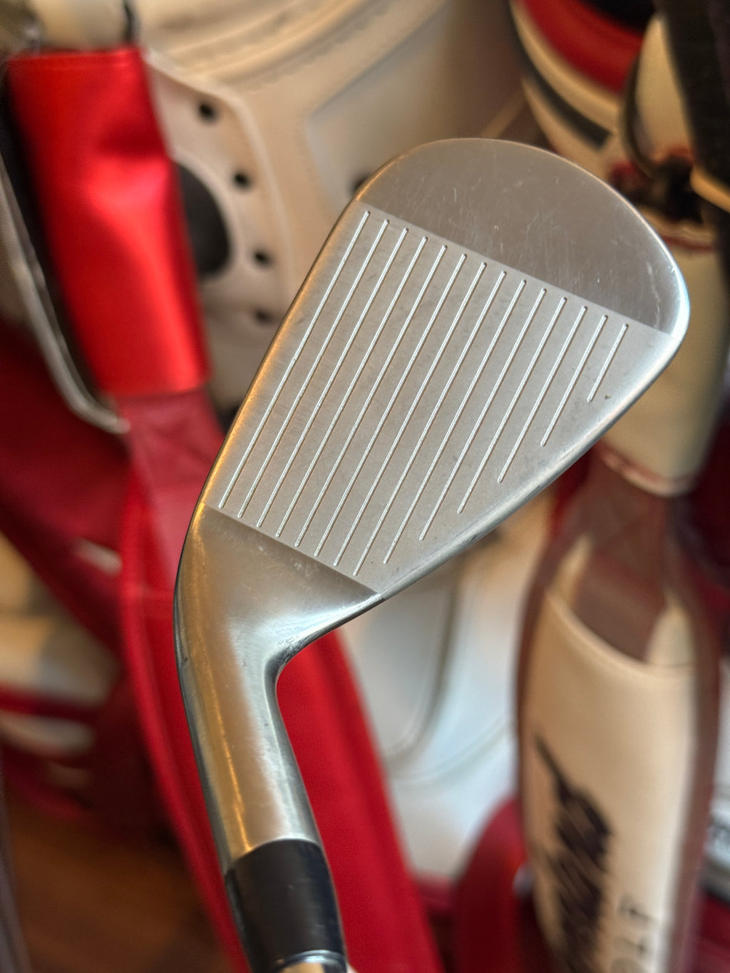 Titleist T300 43° Pitching Wedge w/KBS Tour FLT 130g Steel Shaft