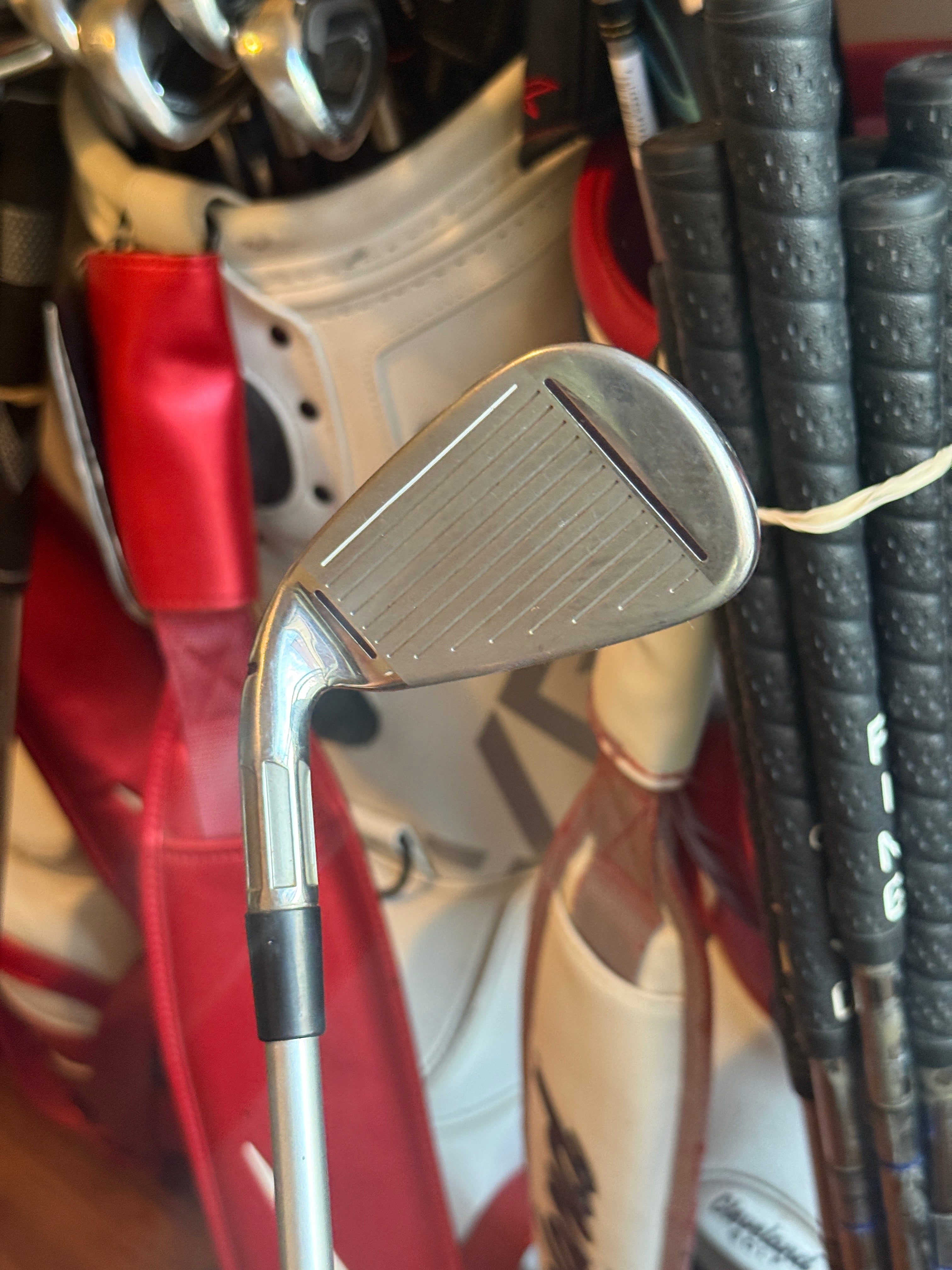 Taylormade M2 6 Iron w/Ladies Flex Graphite Shaft