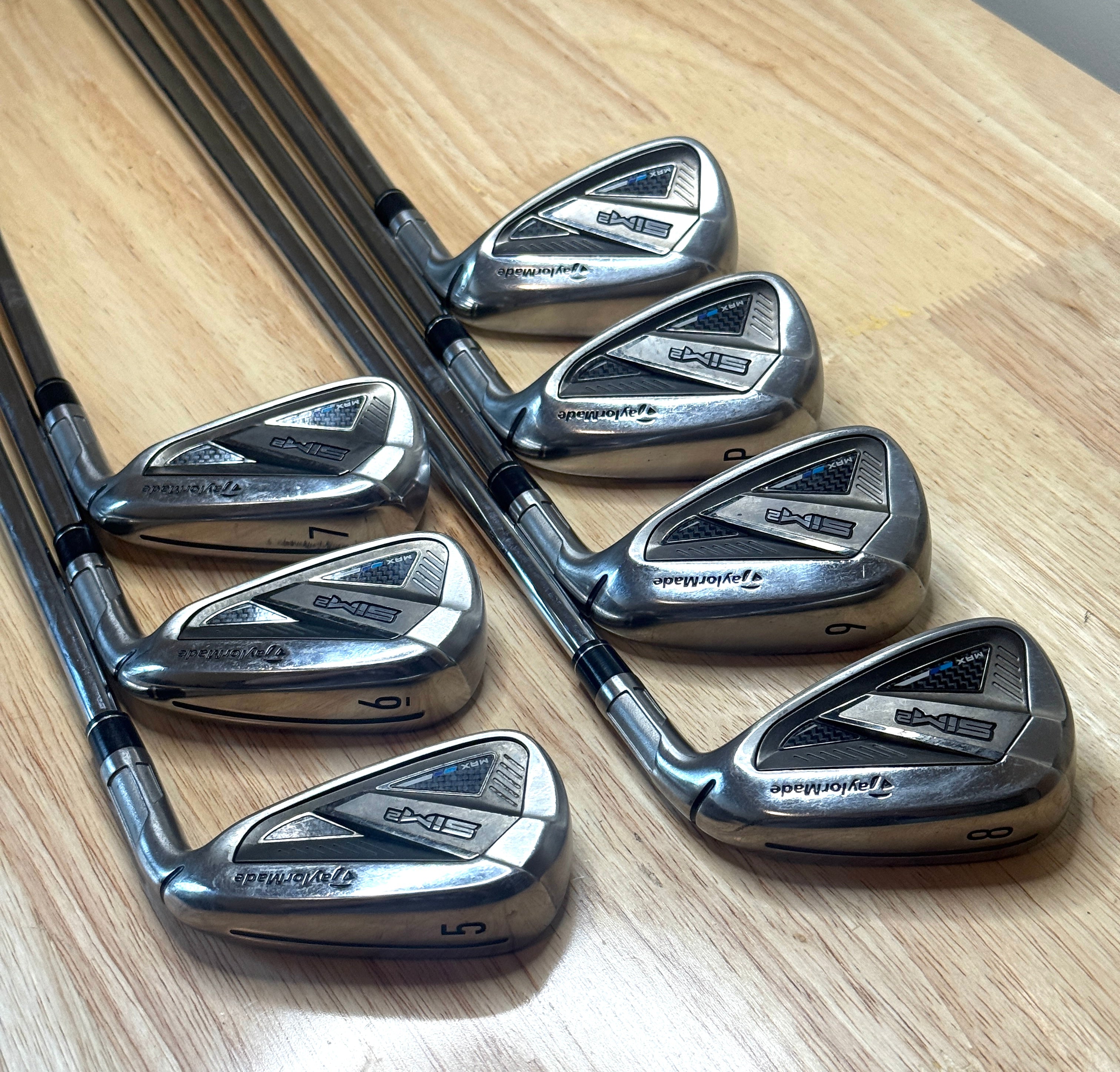Taylormade Sim2 Max 5-PW, AW Iron Set w/85g Regular Flex Steel Shafts