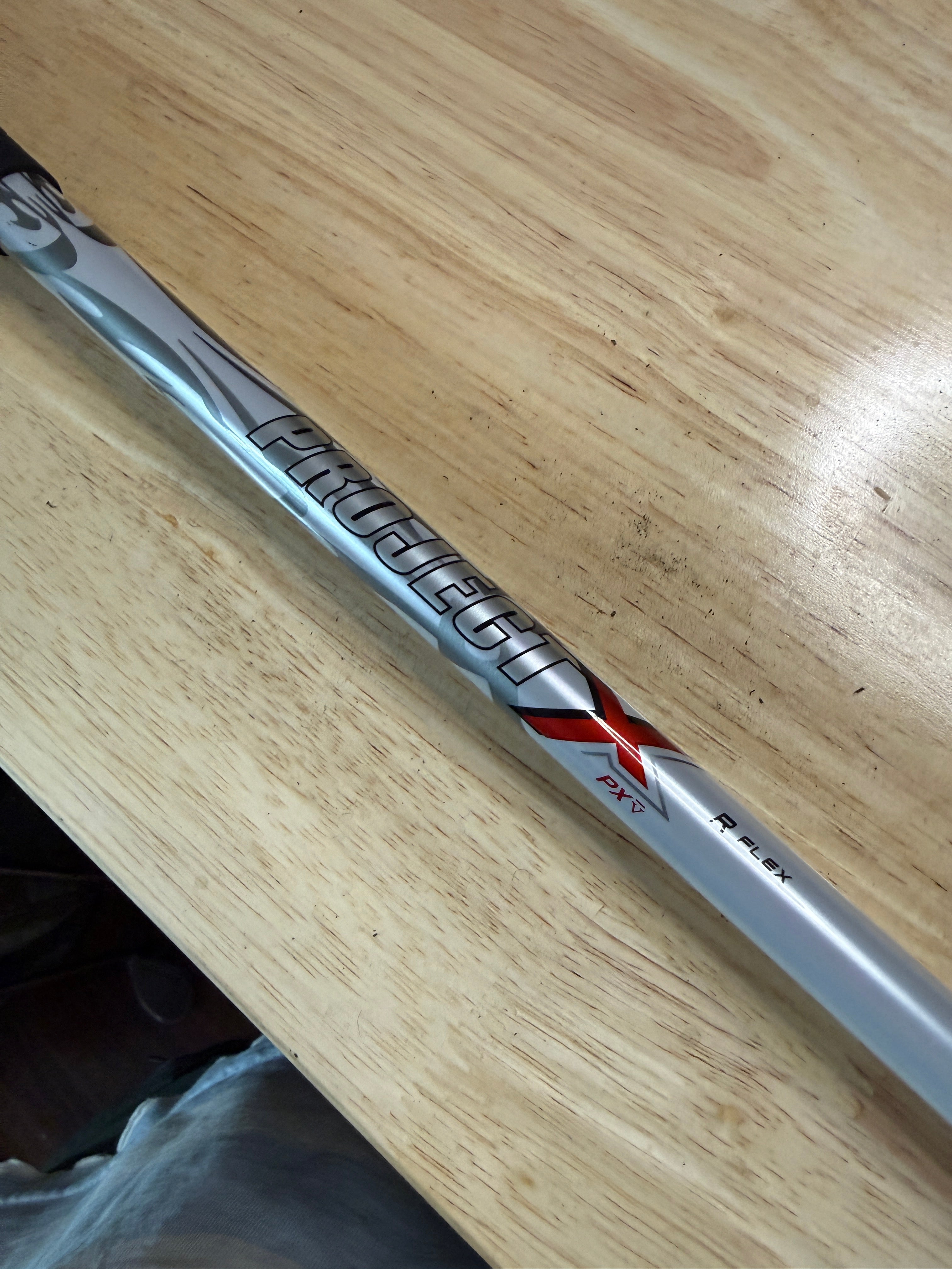 Callaway X Hot 23° 9 Wood w/Regular Flex Graphite Shaft & HC