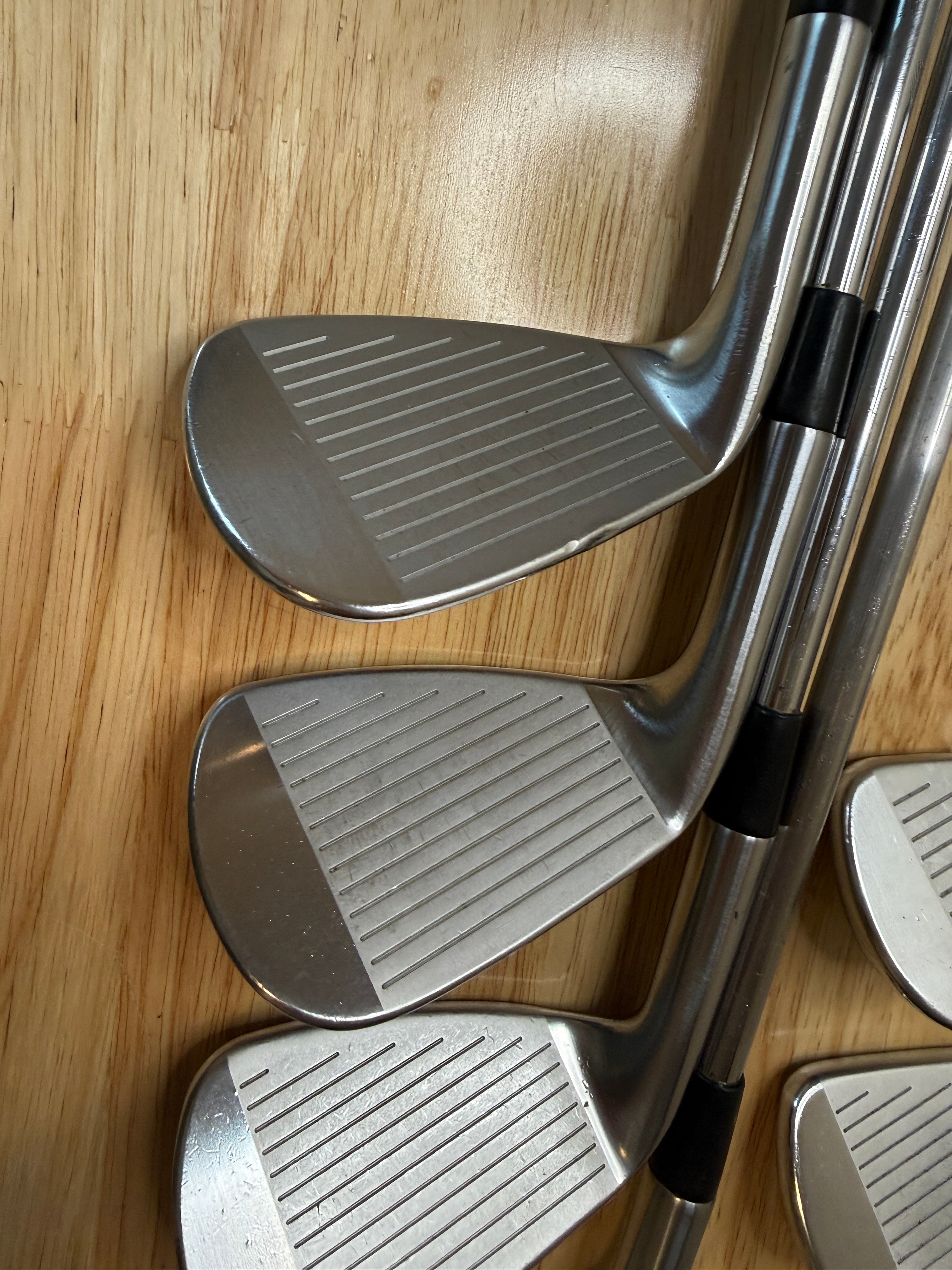 Titleist 716 AP2 5-PW,GW Iron Set w/XP 90g R300 Regular Flex Steel Shafts